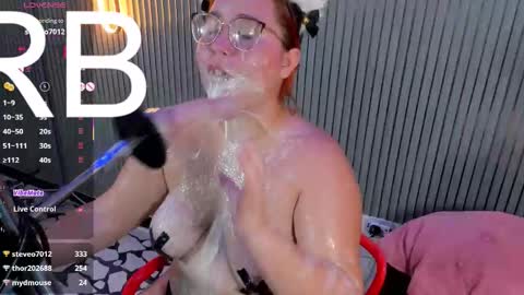 CHLOE online show from 03.02.26