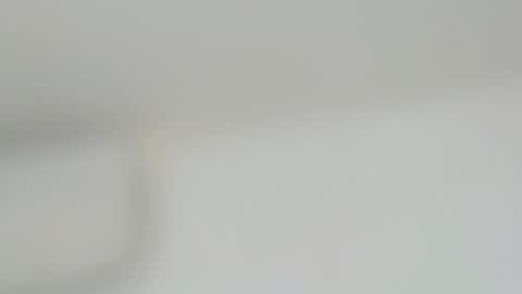 Snapshot of yours_goddess chatting on 10.10.25 yours_goddess online show from 10.10.25