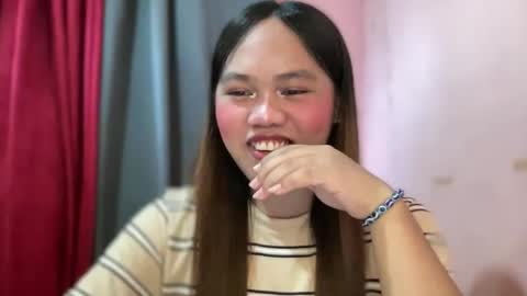 Snapshot of yourspecialgirl_rhea chatting on 02.25.26 yourspecialgirl_rhea online show from 02.25.26