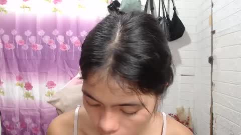 Snapshot of yoursweet_asian20 chatting on 02.21.25 Maddie online show from 02.21.25