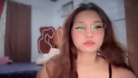 Snapshot of yoursweetgirl_zia chatting on 05.01.26 yoursweetgirl_zia online show from 05.01.26