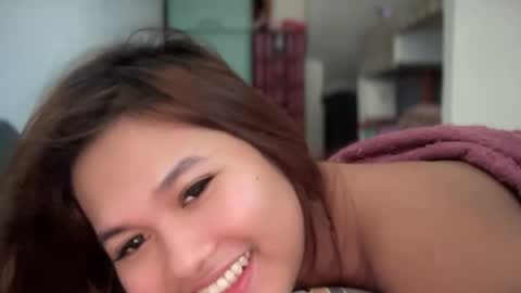 Snapshot of yoursweetgirl_zia chatting on 05.05.26 yoursweetgirl_zia online show from 05.05.26