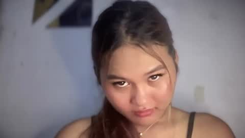 Snapshot of yoursweetgirl_zia chatting on 05.22.26 yoursweetgirl_zia online show from 05.22.26