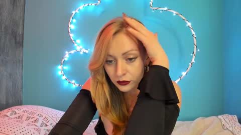 YourVenus00 -Follow my OF online show from 02.02.25