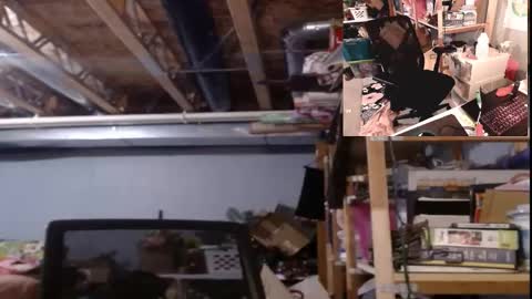 Snapshot of youwillcallmedaddy chatting on 10.18.25 daddy online show from 10.18.25