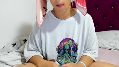 Snapshot of youwishtobeme chatting on 02.17.25 elizabeth ju online show from 02.17.25