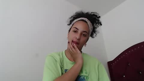 elizabeth  ju   online show from 03.22.26