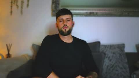 youzername2 online show from 12.22.25