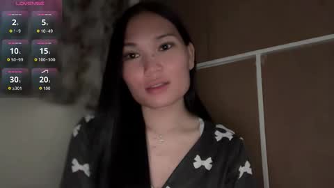 yrdrmgrl_jennie26 online show from 02.06.26