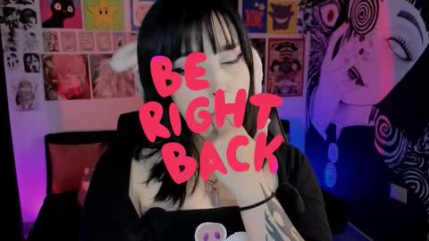 Snapshot of yuhwa chatting on 09.25.25 rawr Anne Independent model online show from 09.25.25