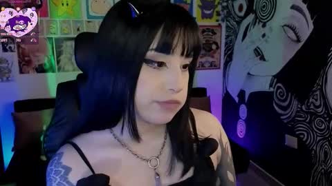 Snapshot of yuhwa chatting on 10.07.25 rawr Anne Independent model online show from 10.07.25