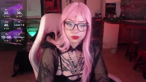 Snapshot of yukko_ chatting on 03.04.25 YUKO online show from 03.04.25