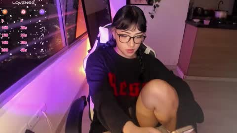 Snapshot of yukko_ chatting on 09.30.25 YUKO online show from 09.30.25