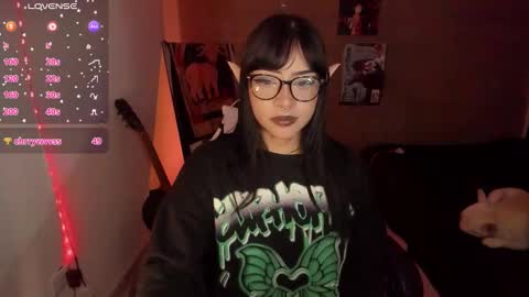 Snapshot of yukko_ chatting on 10.09.25 YUKO online show from 10.09.25