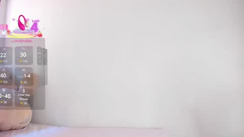 Snapshot of yuli_cardona_ chatting on 09.22.25 Yuliet online show from 09.22.25