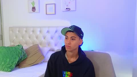 yulian_vasquez online show from 02.03.26