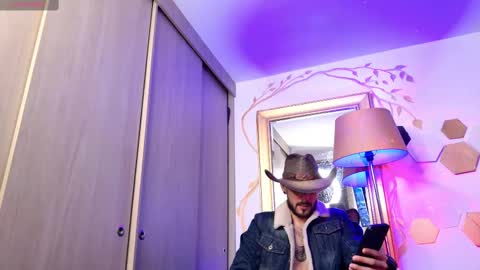 yulian 2811 online show from 02.28.25