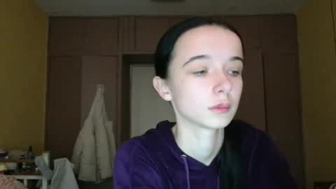 Snapshot of yuliastar chatting on 11.13.25 Yuliia online show from 11.13.25