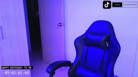 Yulienne online show from 09.17.25