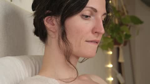 Snapshot of yulladao chatting on 01.31.25 yulla dao online show from 01.31.25