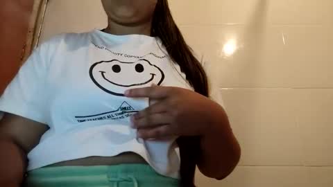 yulyorozco2020 online show from 02.19.26