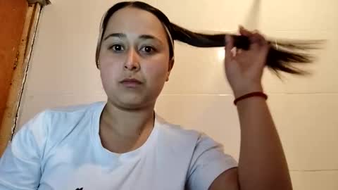 yulyorozco2020 online show from 04.13.26