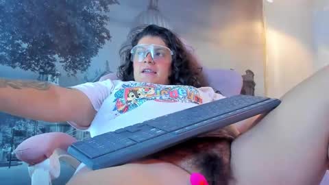 Snowflake online show from 09.26.25