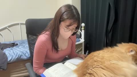 Snapshot of yumechangirl chatting on 02.28.25 YumechangirlAnime Fan online show from 02.28.25