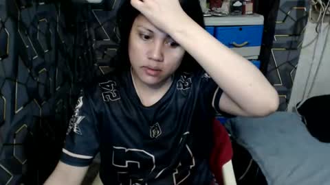 yumi online show from 11.03.25