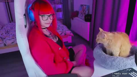 Yumi 3 online show from 03.05.25