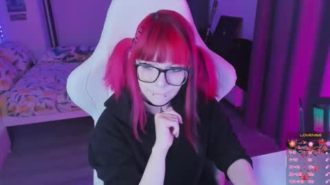 Yumi 3 online show from 09.15.25