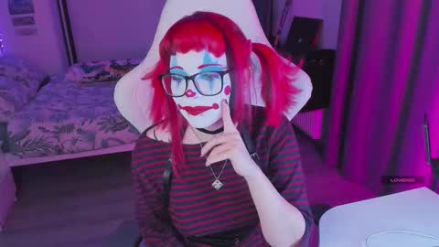 Yumi 3 online show from 10.11.25