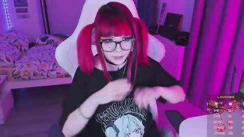 Yumi 3 online show from 02.10.26