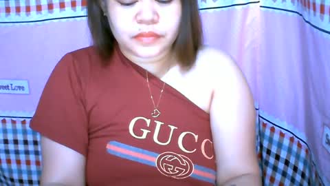 Snapshot of yumie_pussyx chatting on 06.23.26 Yumie online show from 06.23.26