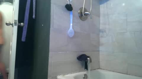 Snapshot of yumiepussyy chatting on 11.21.25 Payton kelly online show from 11.21.25