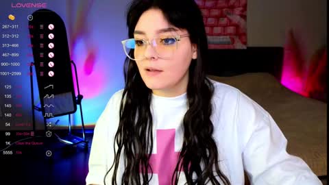 Snapshot of yumiyammy chatting on 01.02.25 YumemiyaYumi online show from 01.02.25