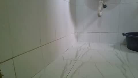 Snapshot of yummychocolate_2 chatting on 10.02.25 YUMMY online show from 10.02.25