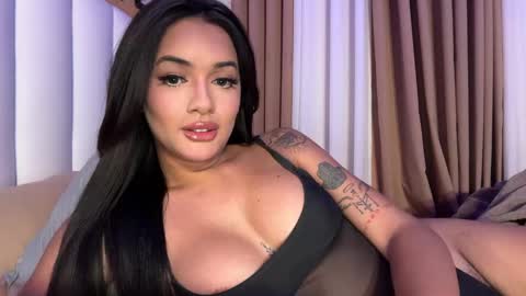 Goddes Renalyn online show from 11.11.25