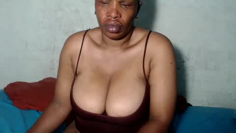 yummytittsxx online show from 02.03.25