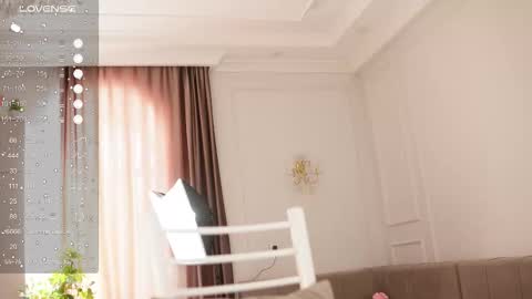 yuna_leen online show from 12.02.25