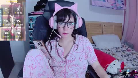 yuna_pink666 online show from 10.22.25