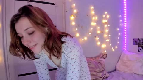 Snapshot of yunapeace chatting on 11.11.25 Yuna online show from 11.11.25