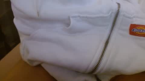 Snapshot of yunaventi chatting on 10.16.25 FemboyVenti online show from 10.16.25