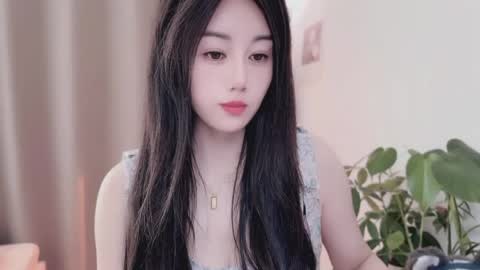 YunEr online show from 04.05.26