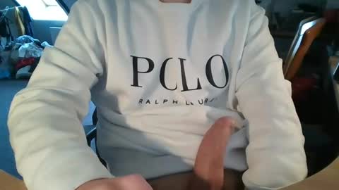 yungdutch24 online show from 01.08.25