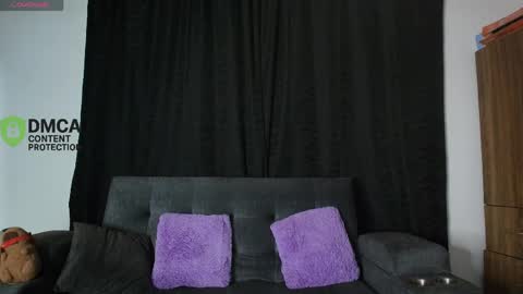 Snapshot of yungelitamor_ chatting on 04.30.26 ELITA online show from 04.30.26