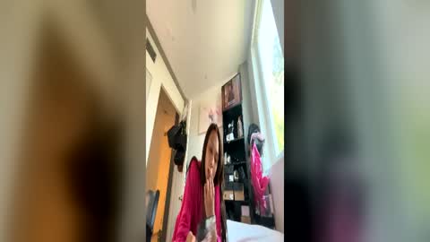 Snapshot of yungfemslut chatting on 06.12.26 BbyTSSLut online show from 06.12.26