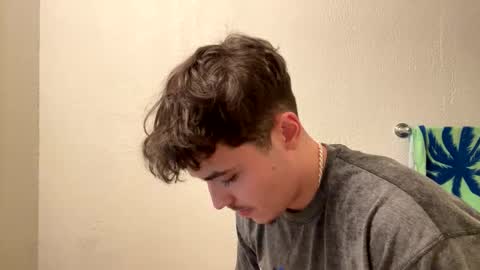 Snapshot of yungstudbev chatting on 01.01.25 yungstudbev online show from 01.01.25