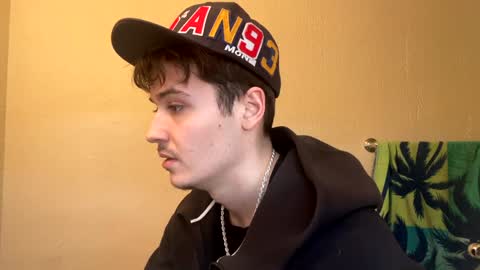 Snapshot of yungstudbev chatting on 01.23.25 yungstudbev online show from 01.23.25