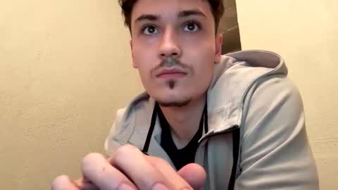 Snapshot of yungstudbev chatting on 09.09.25 yungstudbev online show from 09.09.25